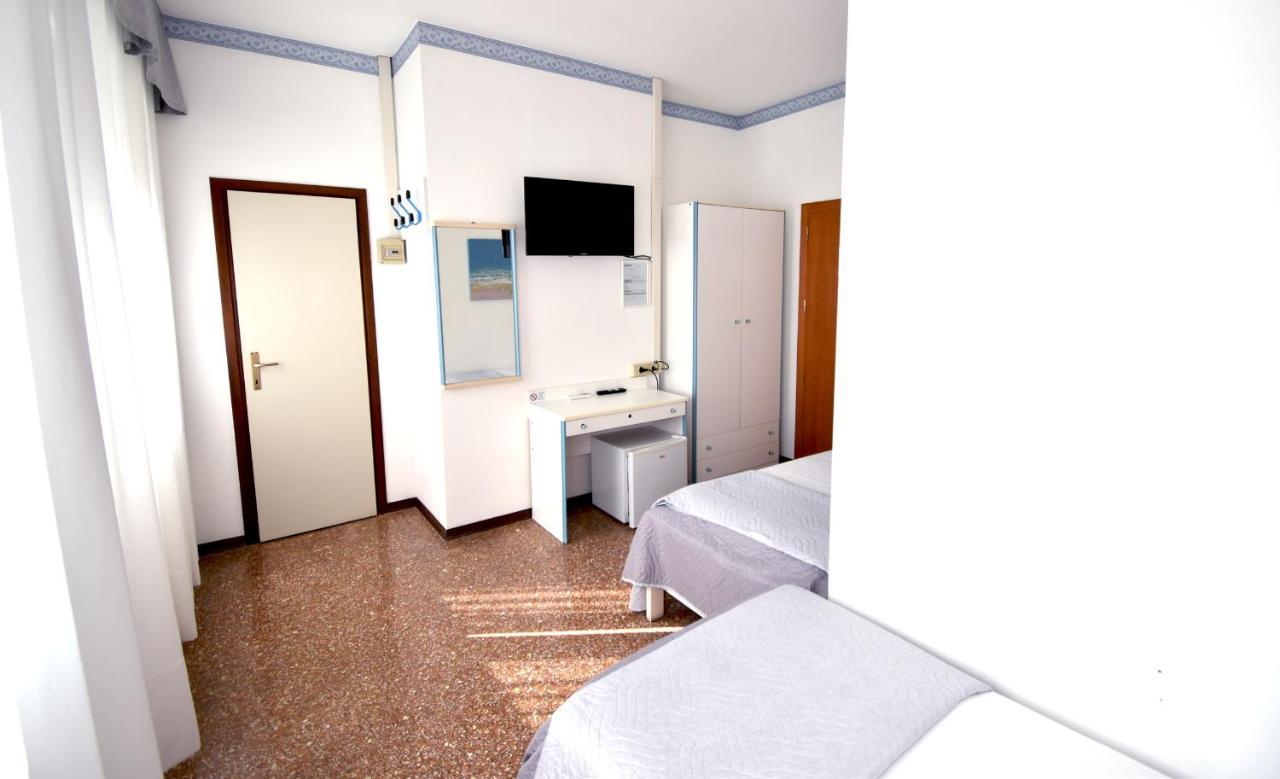 Hotel Edelweiss Lido di Jesolo Dış mekan fotoğraf